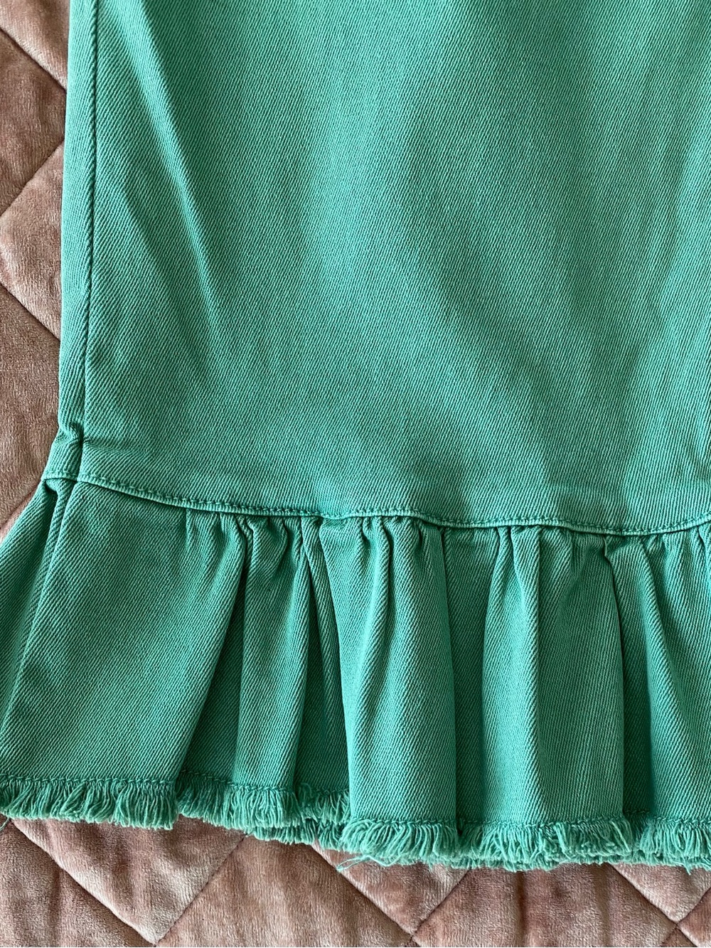 Cato Women’s Ruffled Hem Crop Pants - Sage Green Size 22W - Picture 2 of 9